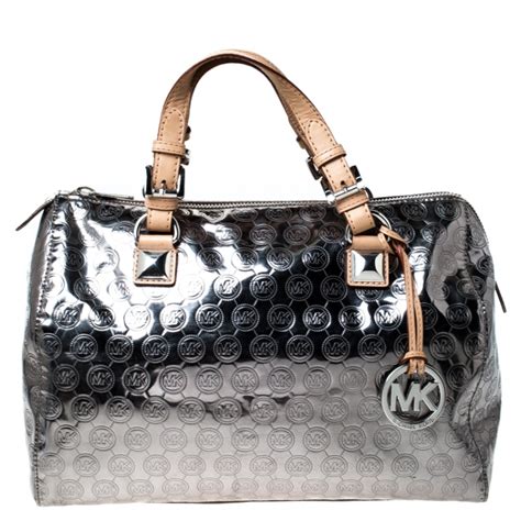 michael kors handtassen wit|michael kors silver satchel handbag.